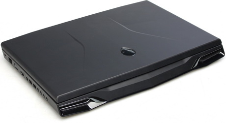 Dell Alienware M17x R4 – крышка