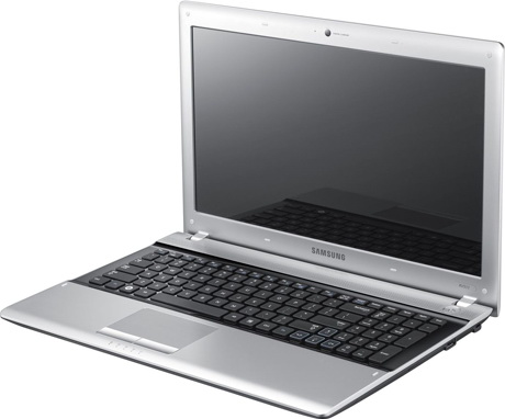 ноутбук Samsung RV720