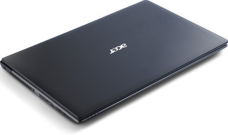 Acer Aspire 7560G с закрытой крышкой