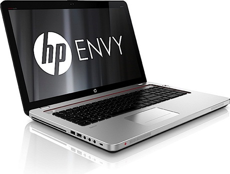 Ноутбук HP ENVY 17 вид слева