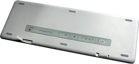 Logitech Wireless Solar Keyboard K750 – обратная сторона
