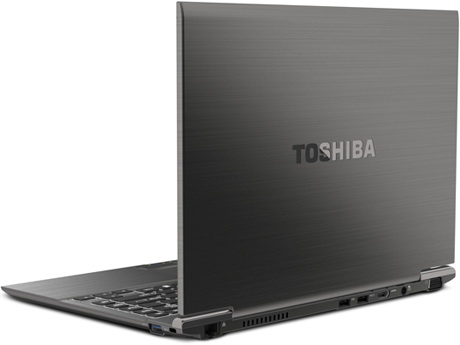 Toshiba Portege Z935 – металлическая крышка