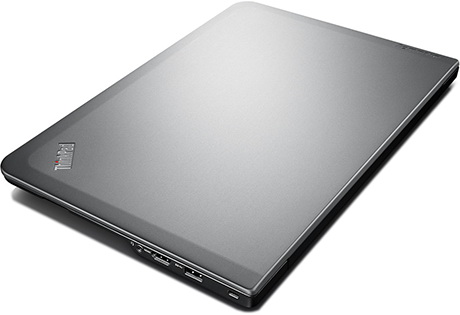 Lenovo ThinkPad S440 в закрытом состоянии