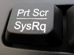 кнопка PrtScn  совмещается с SysRq